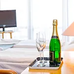 Abe Hotel